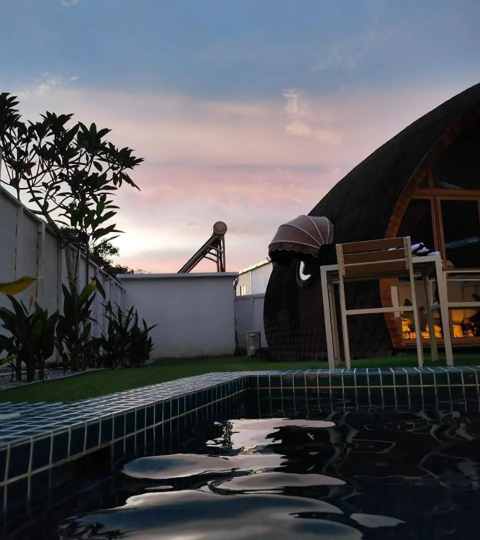 Found Mansion Hotel Pantai Cenang  5*, Pantai Cenang (Langkawi)