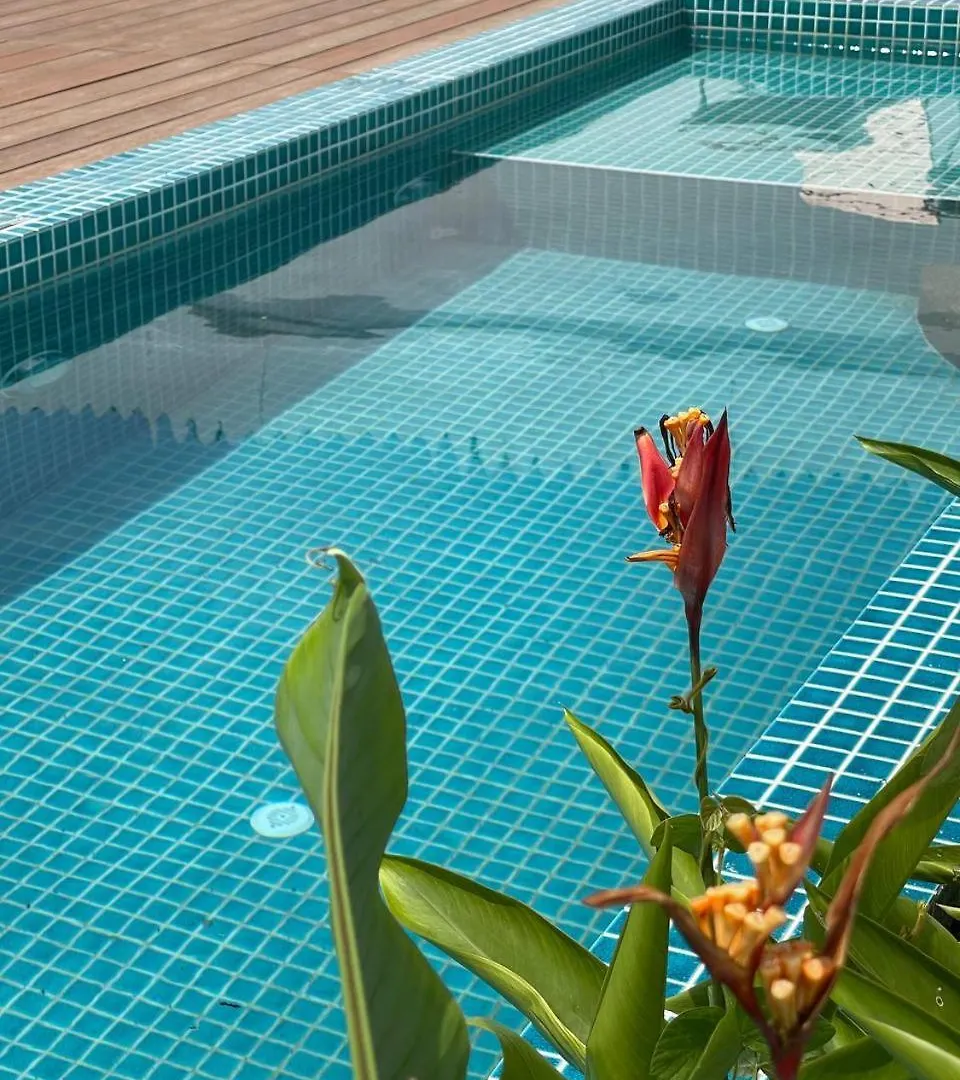 Found Mansion Hotel Pantai Cenang