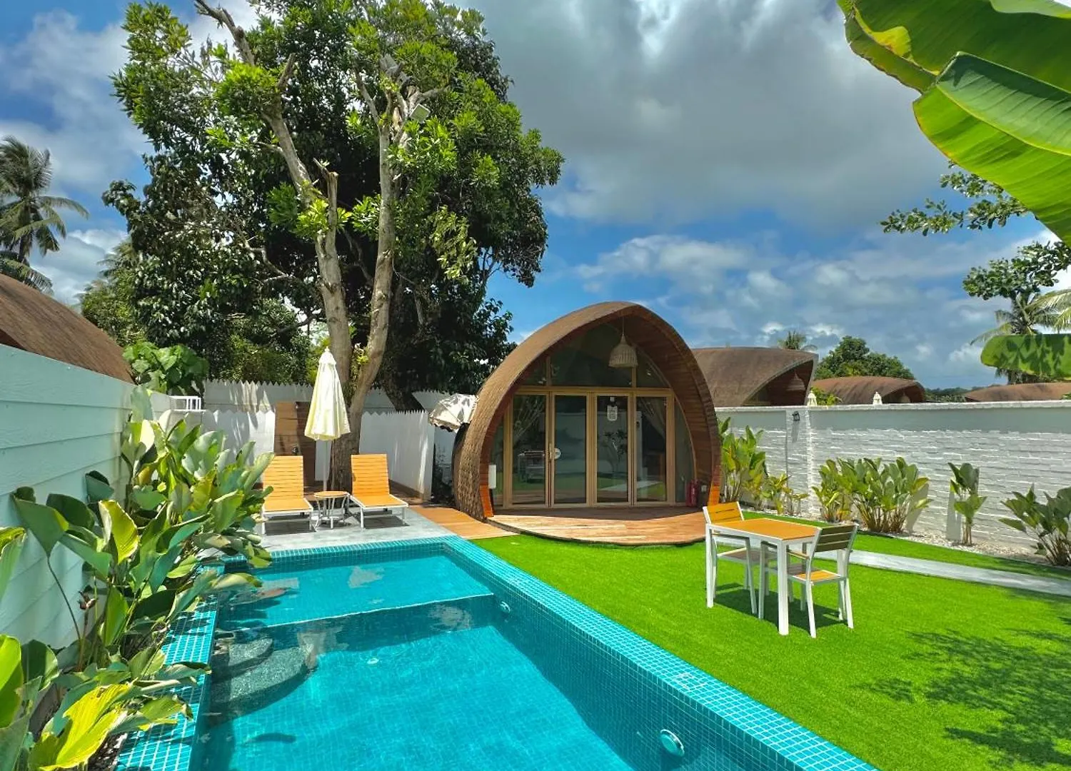 Found Mansion Hotel Pantai Cenang  Malaysia