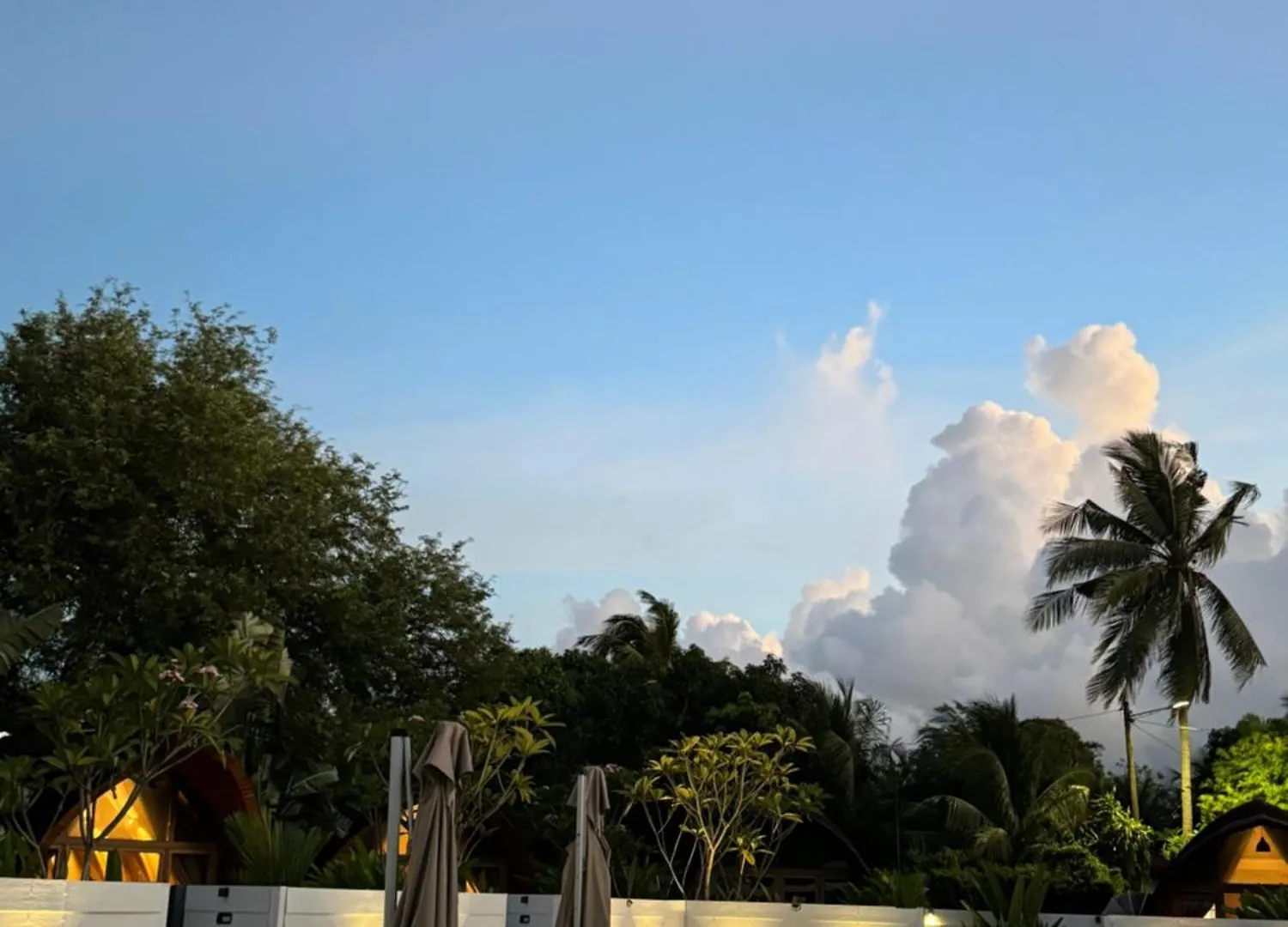 Resort Found Mansion Hotel Pantai Cenang